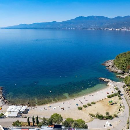 Apartments With Wifi Rijeka - 7825 외부 사진